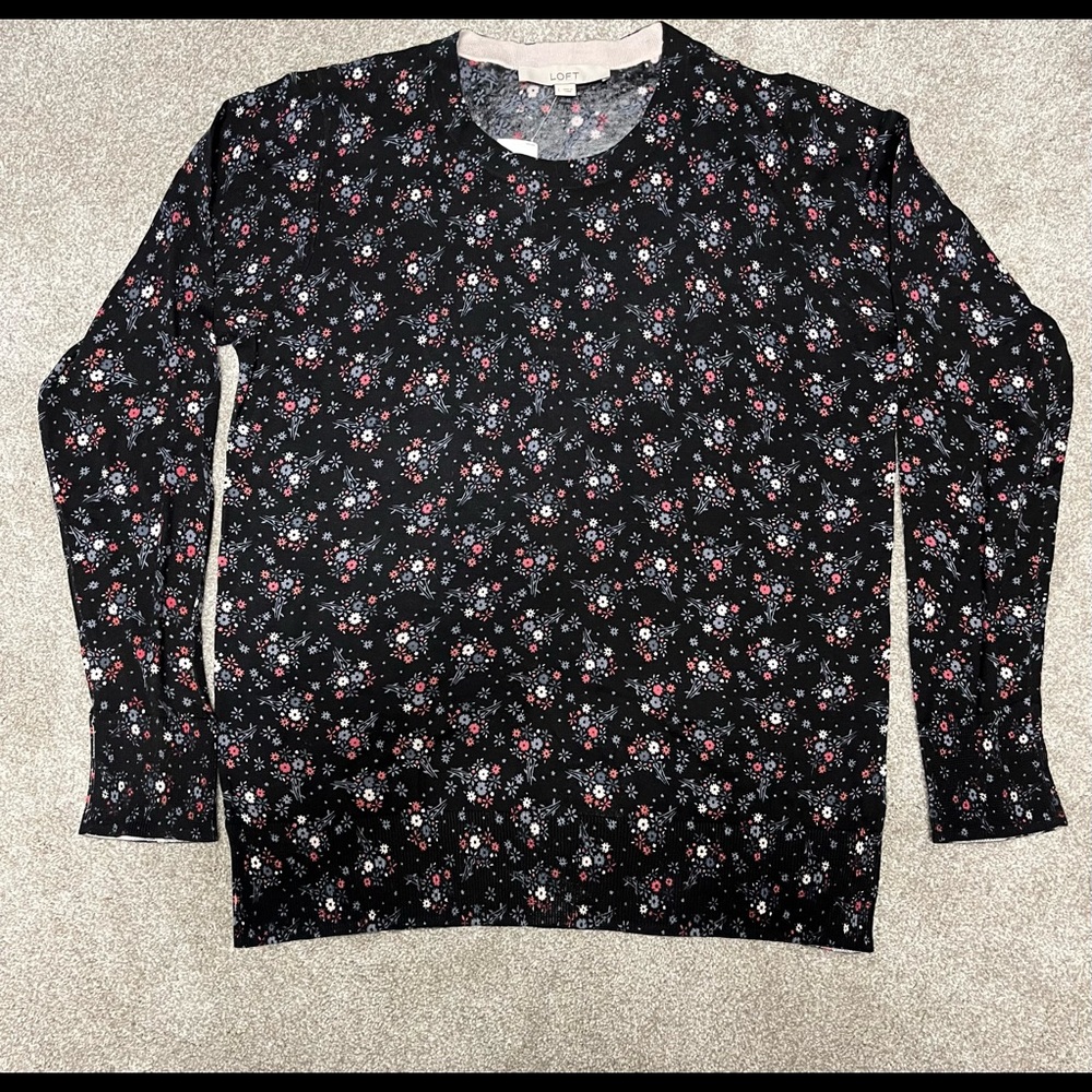 NWT LOFT Women’s Sweater